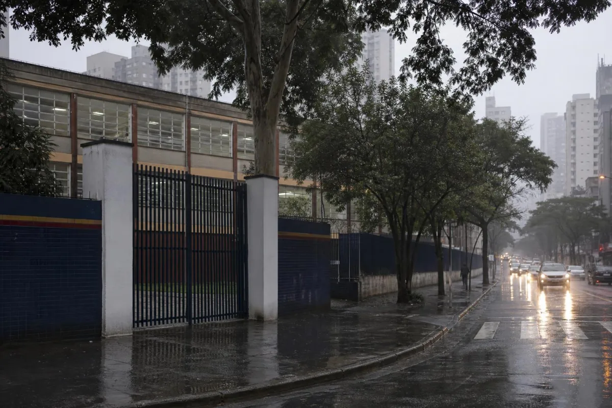 Antiga escola em Moema vira prédio de luxo com 20 apartamentos