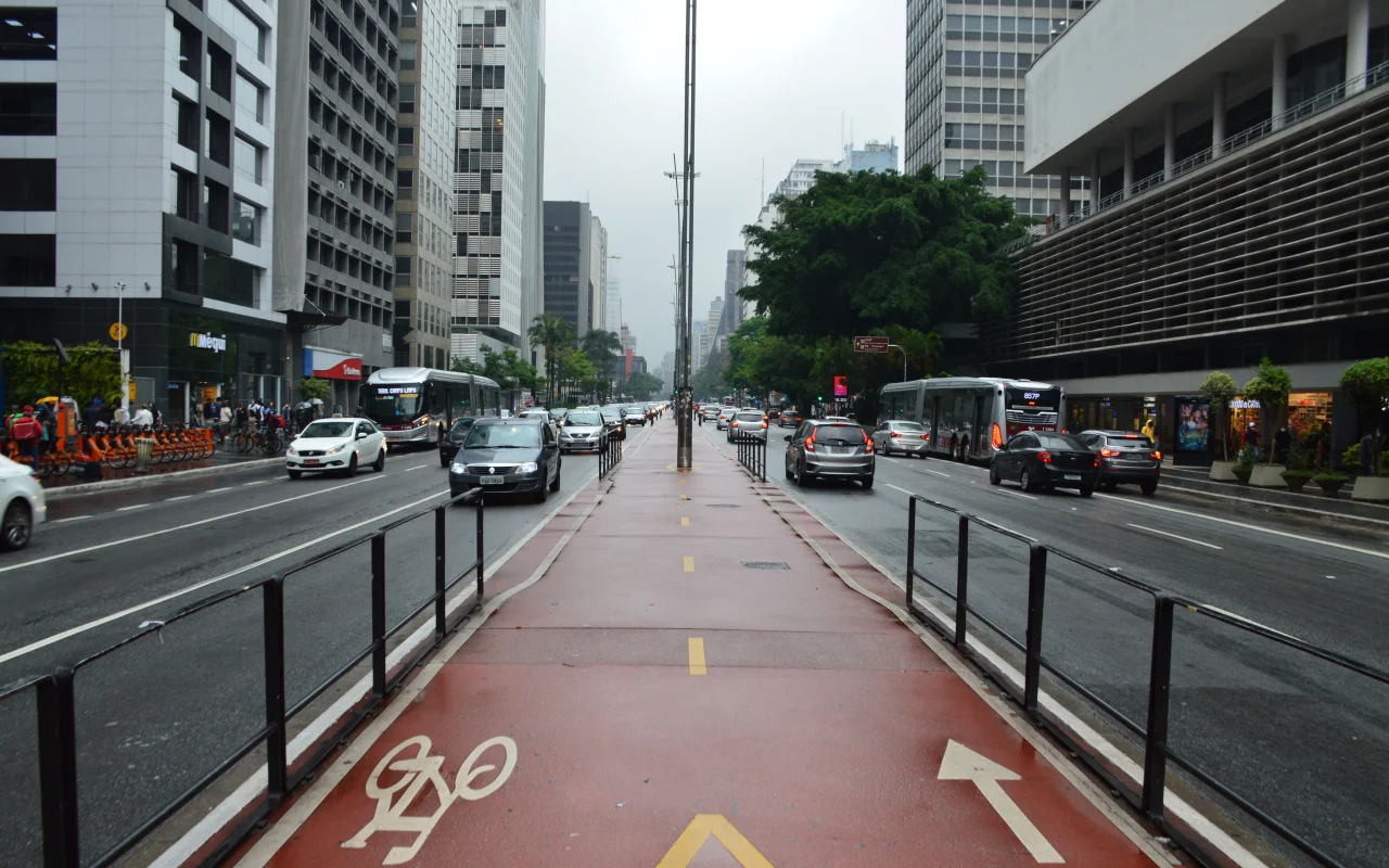 Musical e exposição imersiva na Avenida Paulista