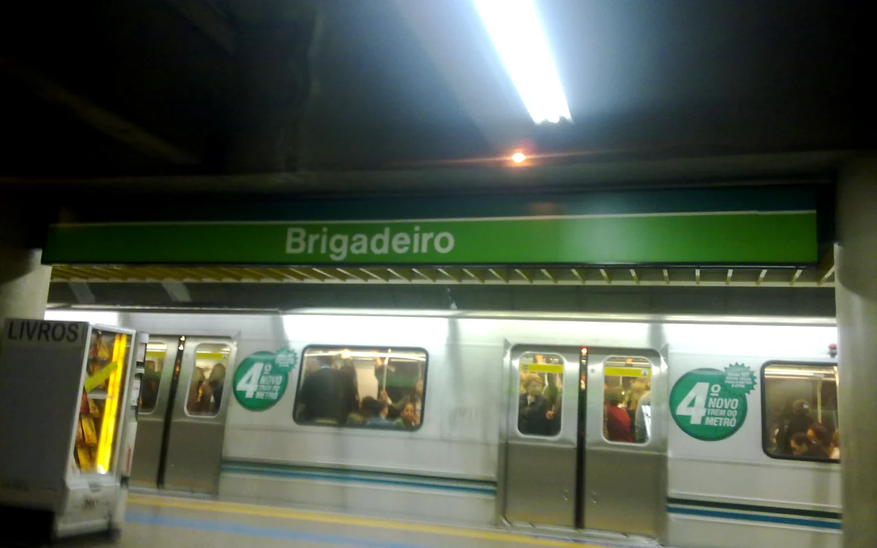Metrô de SP instala sexta máquina de PrEP e PEP