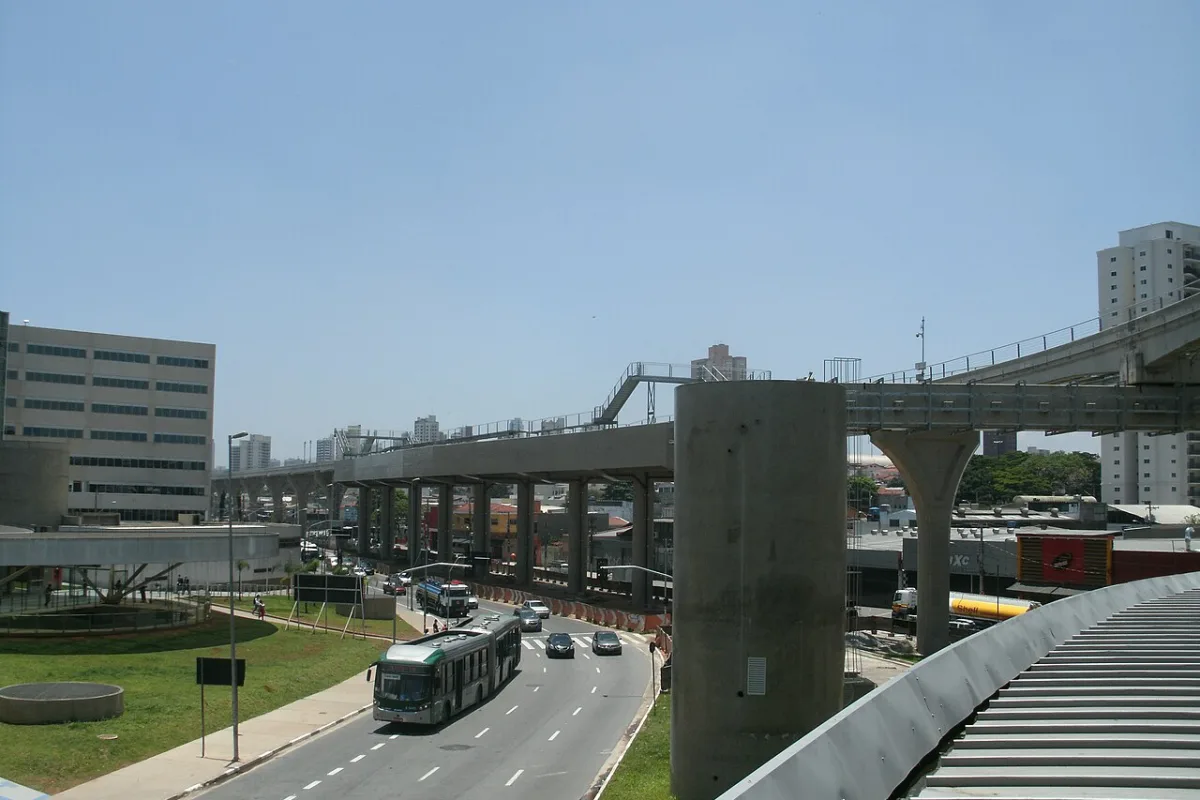 Obras das linhas 15-Prata e 2-Verde avançam na Zona Leste
