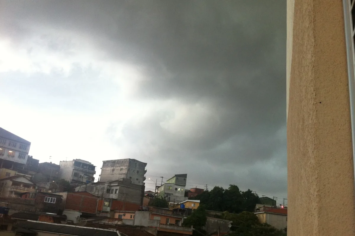 Chuva em setembro supera média em 329,4% em São Paulo